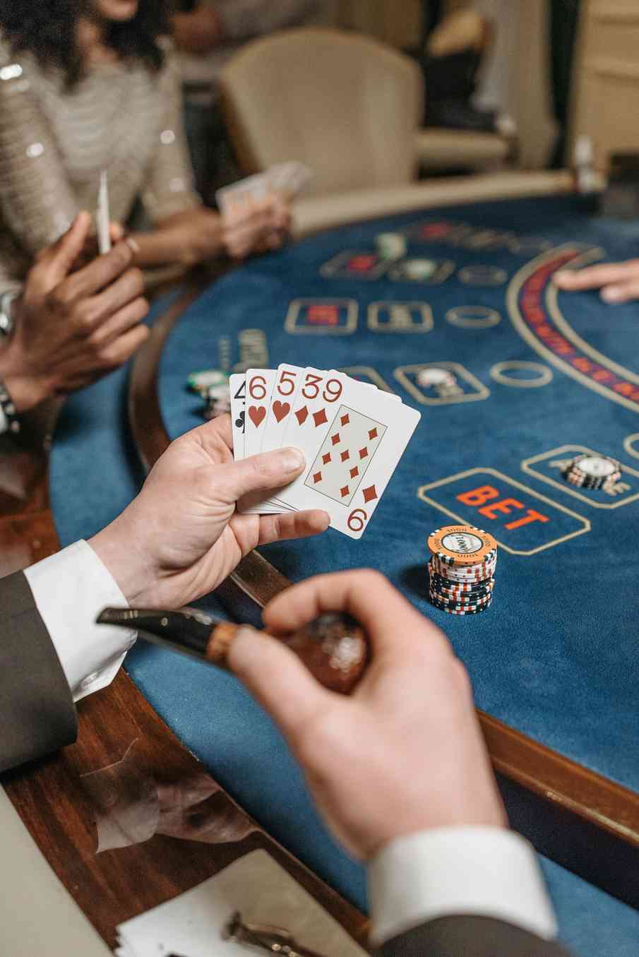 Interview Exclusive : Les Experts de Haz Casino Dévoilent Leurs Secrets